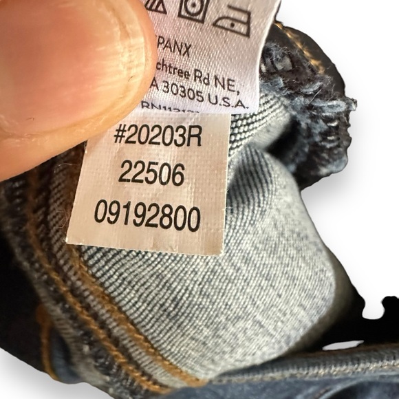 Spanx Blue Denim Distressed Skinny Jean Leggings
Stretch Size Medium High Rise - Picture 13 of 13